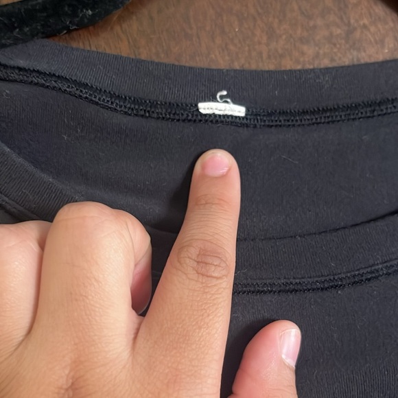 Lululemon long sleeve shirt - Picture 5 of 6